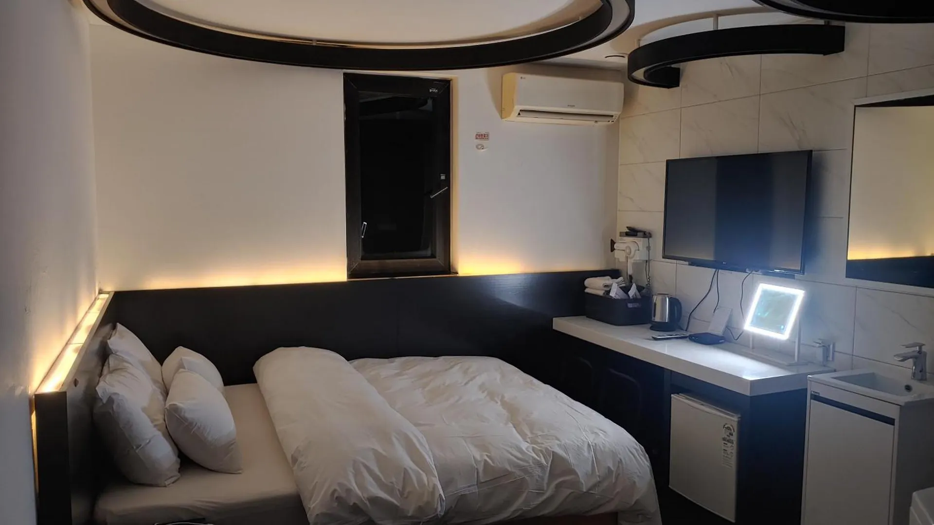 Hotel Pop2 Jongno ソウル特別市 韓国